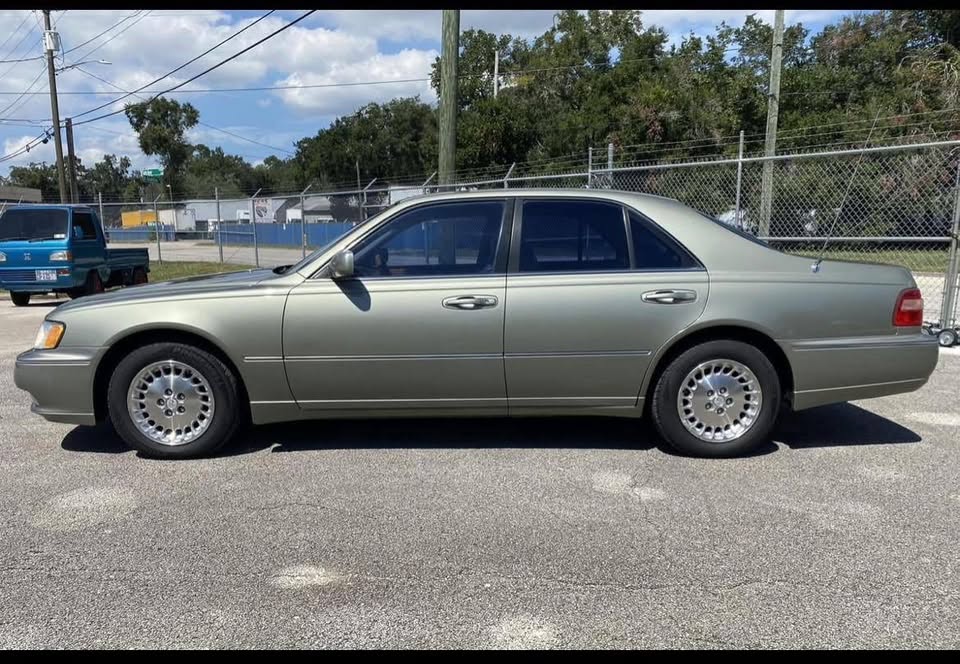 Infiniti Q45